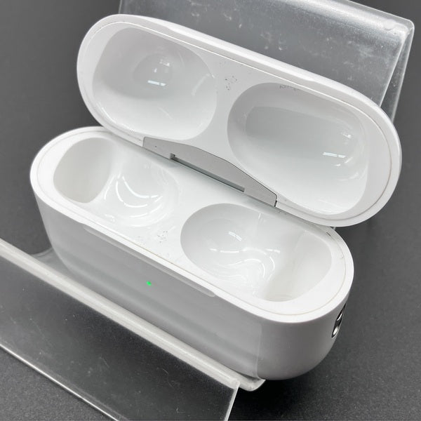 【中古】AirPods Pro (第2世代) 充電ケース (Lightning)【秋葉原】