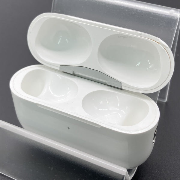 【中古】AirPods Pro (第2世代) 充電ケース (Lightning)【秋葉原】