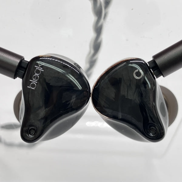 【中古】bleqk Lowmaster【秋葉原】