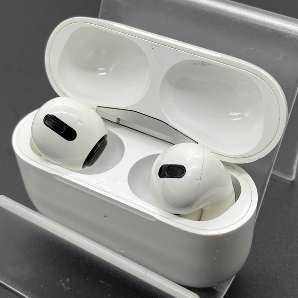 【中古】Apple AirPods Pro MLWK3J/A  (2021/Magsafe)【秋葉原】