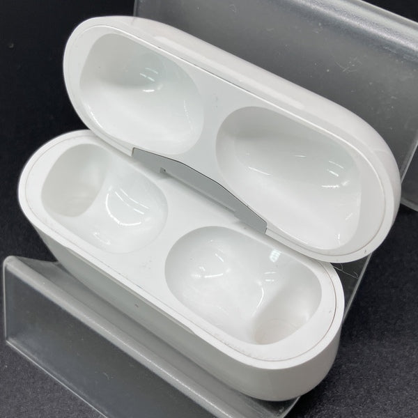 【中古】AirPods Pro 充電ケース(MagSafe)【秋葉原】