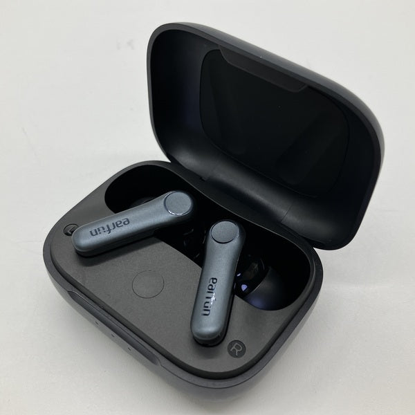 【中古】Air Pro 4 - Black【秋葉原】