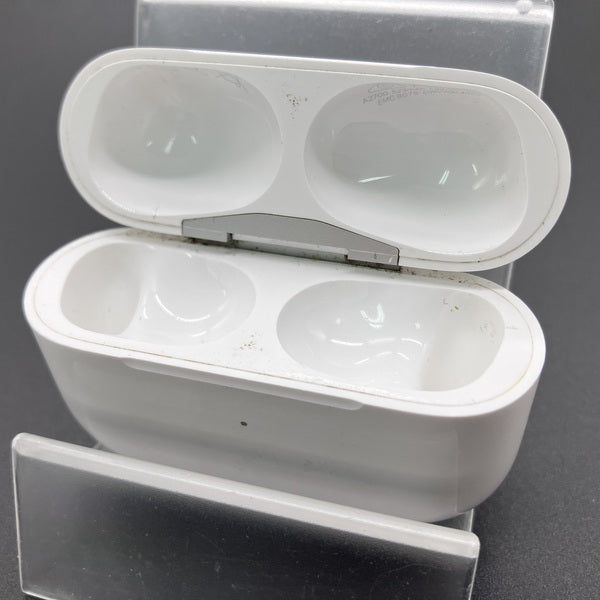 【中古】AirPods Pro (第2世代) 充電ケース (Lightning)（海外モデル）【秋葉原】
