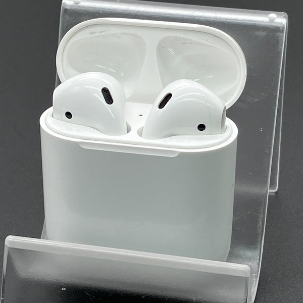 【中古】AirPods MMEF2JA【秋葉原】