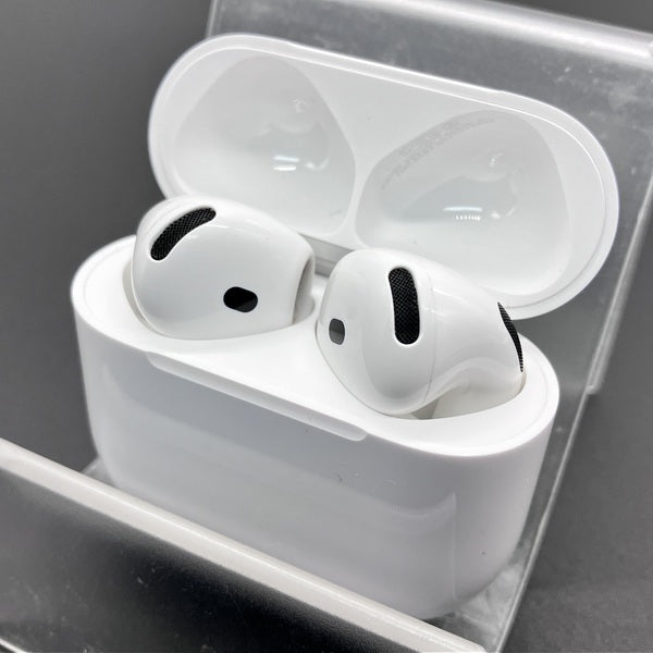 【中古】AirPods 4 MXP93J/A（アクティブノイズキャンセリング搭載）【名古屋】