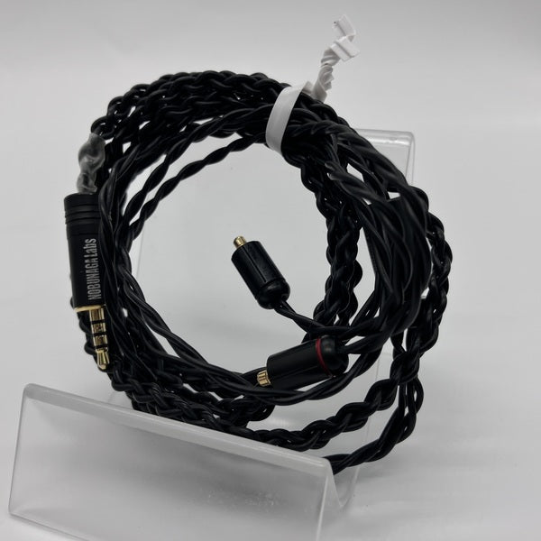 【中古】千歳 (Chitose) AK2.5mm4極バランス/MMCX 【NLA-CTS】【秋葉原】