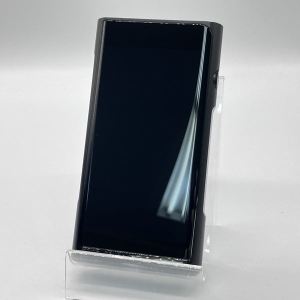 【中古】M6 PRO【日本橋】