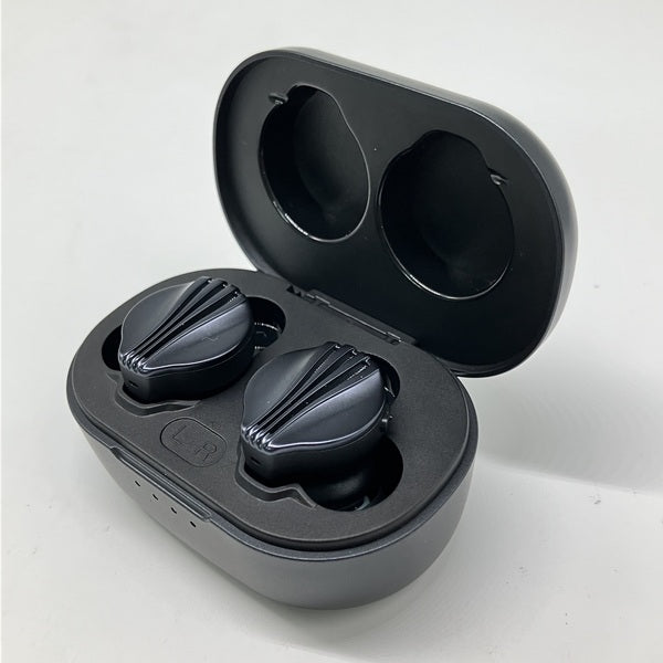 【中古】FW5 【FIO-FW5-B】【秋葉原】