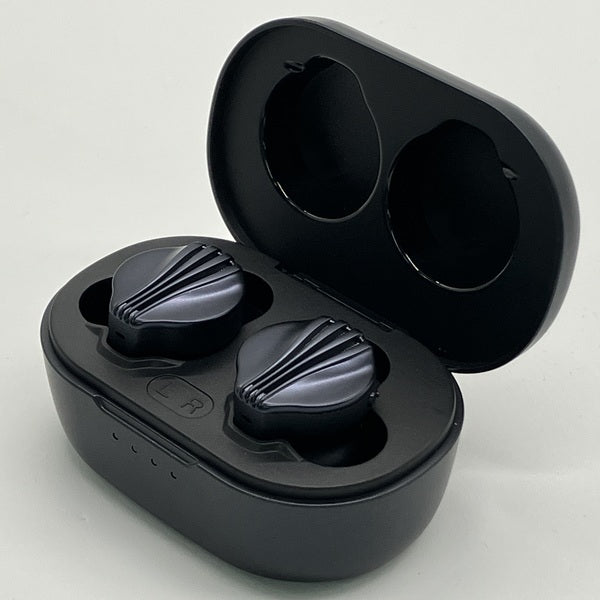 【中古】FW5 【FIO-FW5-B】【秋葉原】