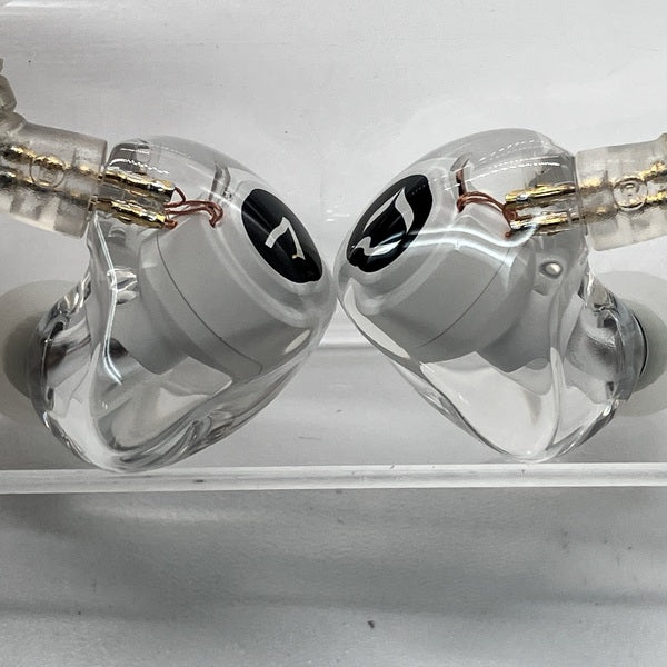 【中古】ACTIVO Q1 【IRV-ACTIVO-Q1】【秋葉原】