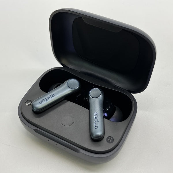 【中古】Air Pro 4 - Black【秋葉原】