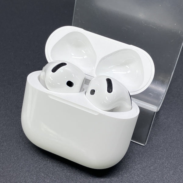 【中古】AirPods 4 MXP63J/A【秋葉原】