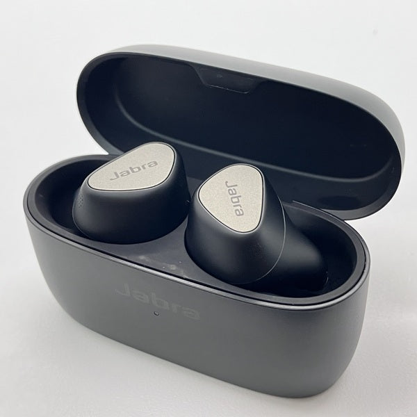 【中古】Elite 5 Titanium Black 【100-99181000-40】【秋葉原】