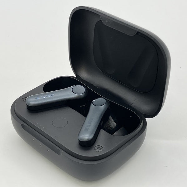 【中古】Air Pro 4 - Black【秋葉原】
