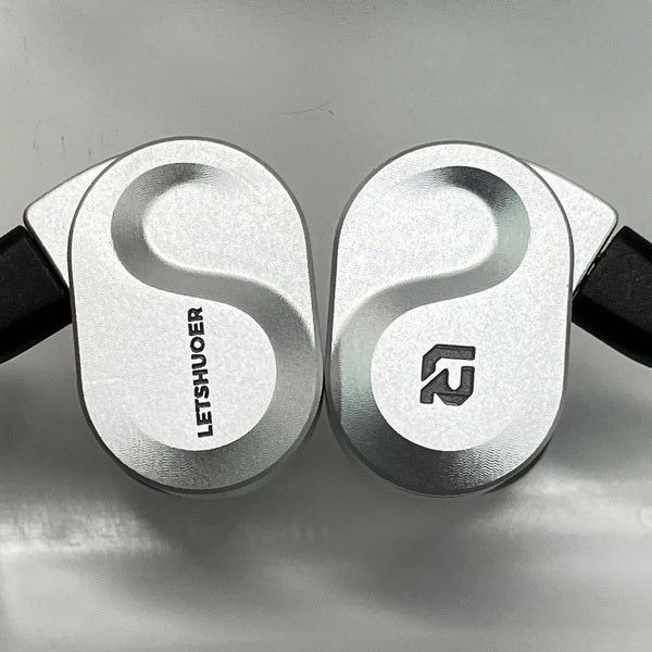 【中古】S08 Silver【秋葉原】