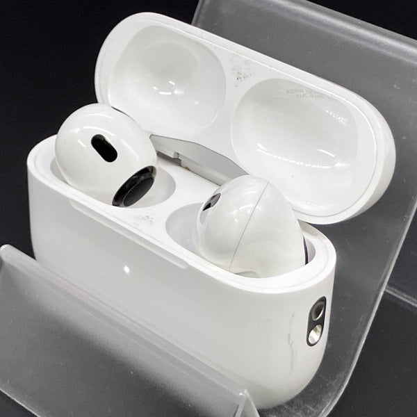 【中古】MagSafe充電ケース(USB-C)付きAirPods Pro(第2世代) MTJV3JA【名古屋】