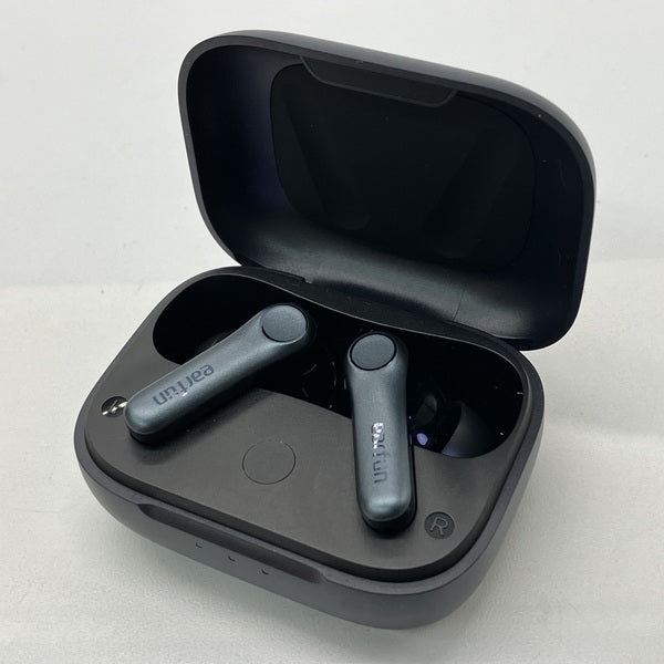 【中古】Air Pro 4 - Black【秋葉原】