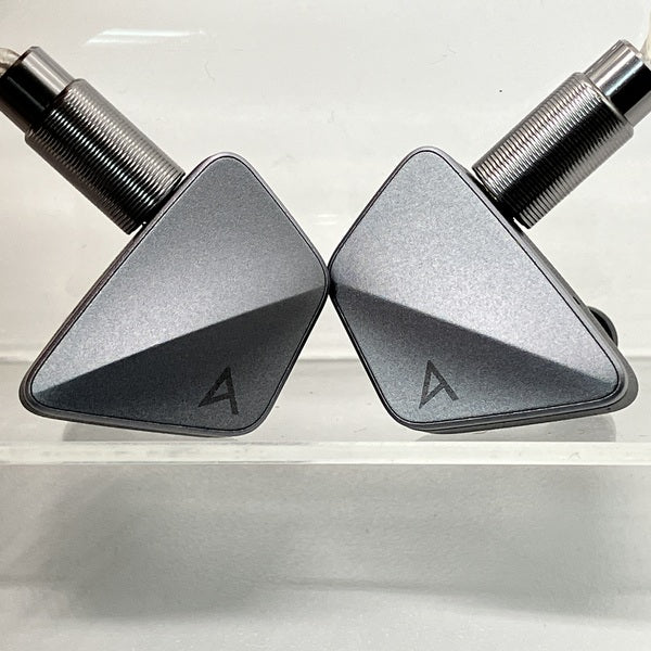 【中古】AK ZERO1 【IRV-AK-ZERO1】【秋葉原】