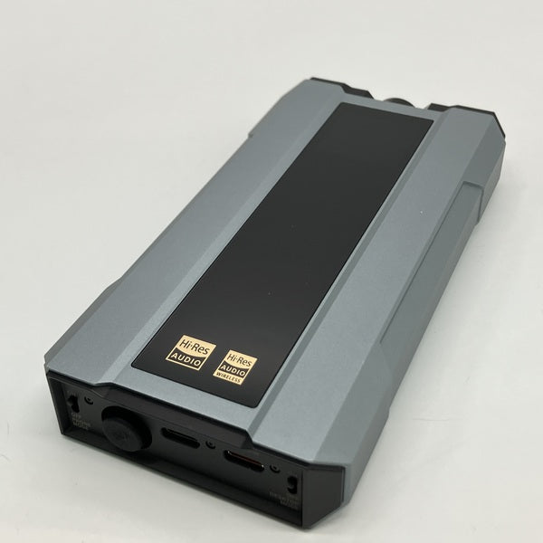 【中古】Q15 Titanium 【FIO-Q15-T】【秋葉原】