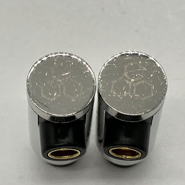 【中古】E5000（ケーブル欠品）【日本橋】