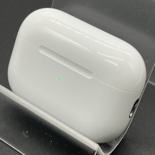 【中古】MagSafe充電ケース(USB-C)付きAirPods Pro(第2世代) MTJV3JA【秋葉原】