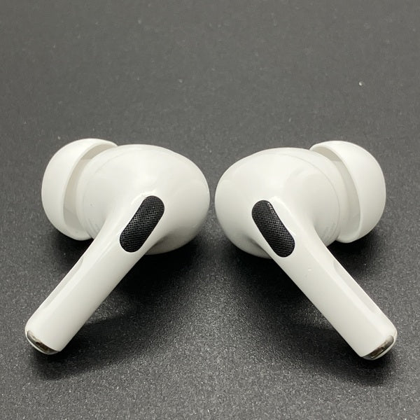 【中古】MagSafe充電ケース(USB-C)付きAirPods Pro(第2世代) MTJV3JA【秋葉原】