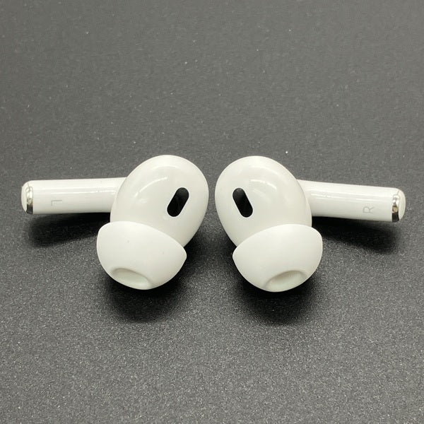 【中古】MagSafe充電ケース(USB-C)付きAirPods Pro(第2世代) MTJV3JA【秋葉原】