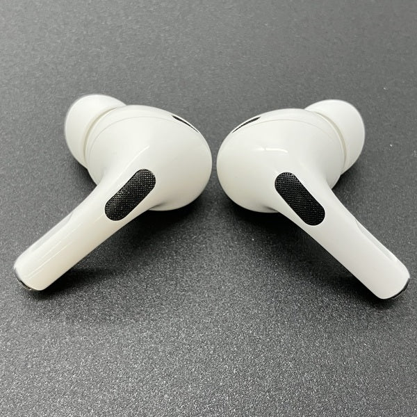 【中古】MagSafe充電ケース(USB-C)付きAirPods Pro(第2世代) MTJV3JA【日本橋】