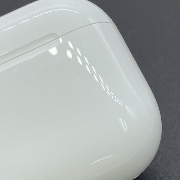 【中古】AirPods 4 MXP93J/A（アクティブノイズキャンセリング搭載）【名古屋】