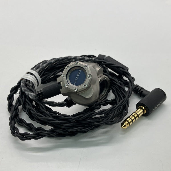【中古】Typ821 【MDO-T821-TI】【秋葉原】