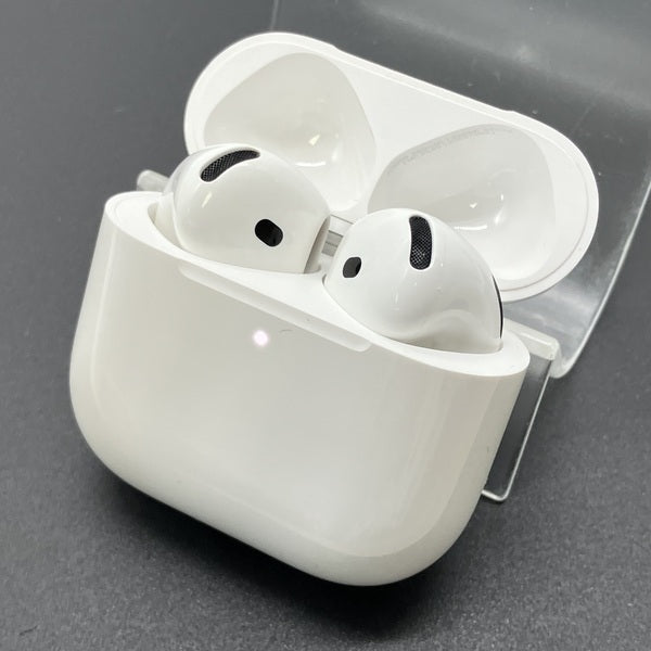 【中古】AirPods 4 MXP63J/A【日本橋】