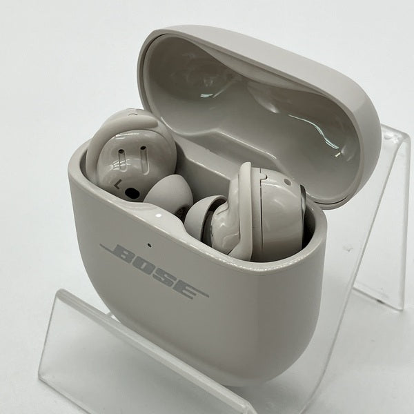 【中古】Quietcomfort Ultra Earbuds 2nd Gen White Smoke【秋葉原】