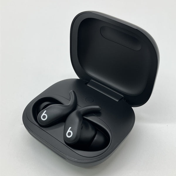 【中古】Powerbeats Fit  ジェットブラック 【ME2J4PA/A】【秋葉原】